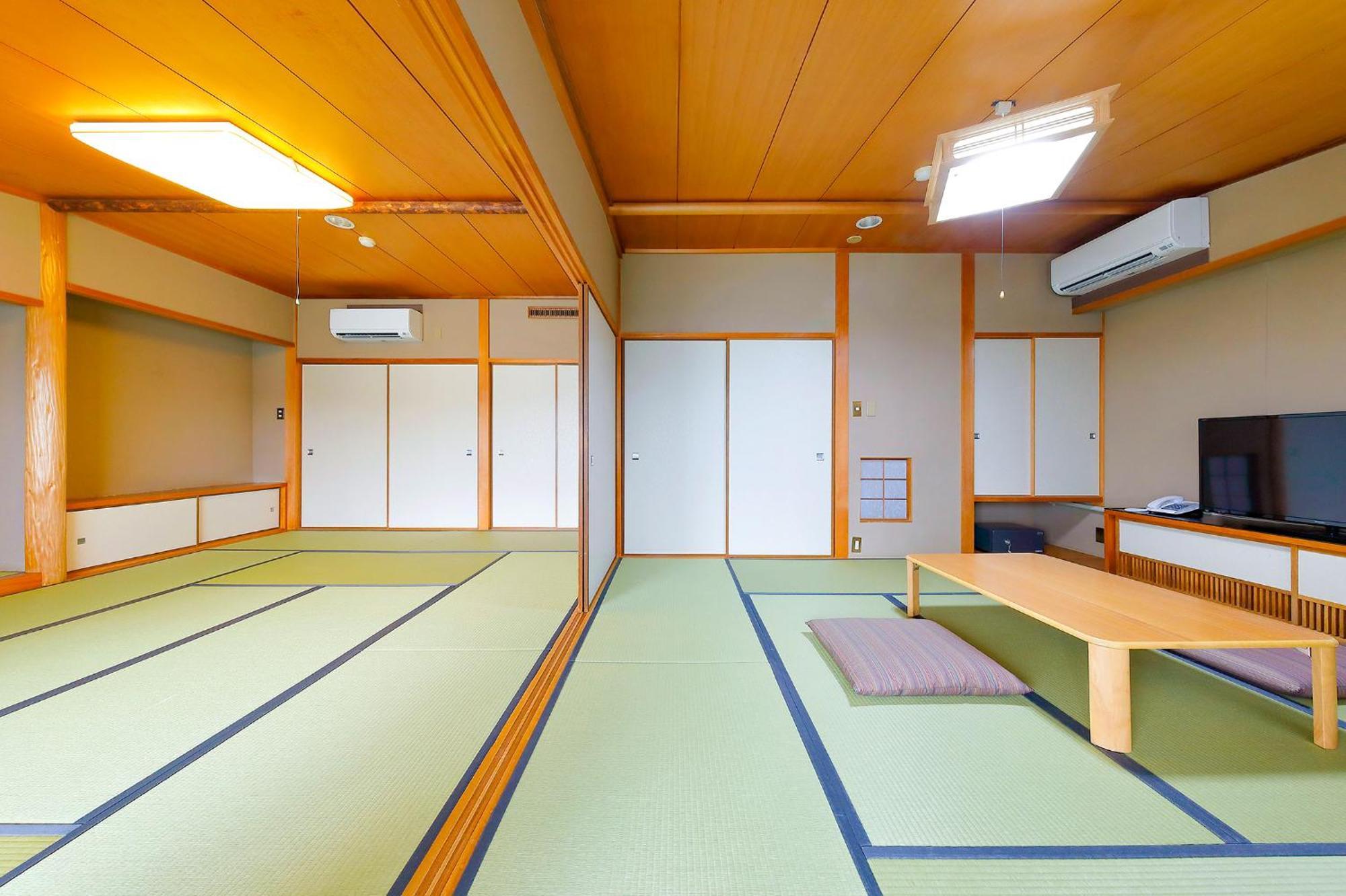 מלון Ooedo Onsen Monogatari Nanki קושימוטו מראה חיצוני תמונה