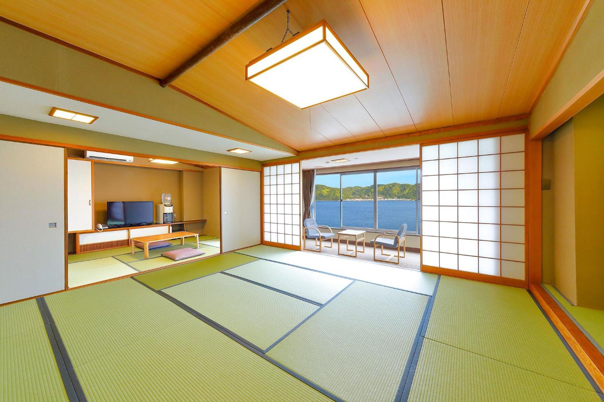מלון Ooedo Onsen Monogatari Nanki קושימוטו מראה חיצוני תמונה