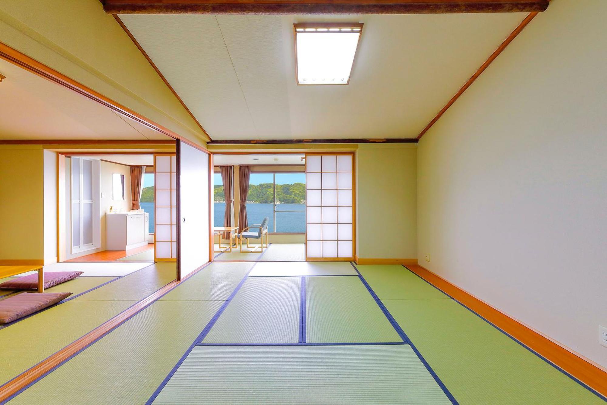 מלון Ooedo Onsen Monogatari Nanki קושימוטו מראה חיצוני תמונה