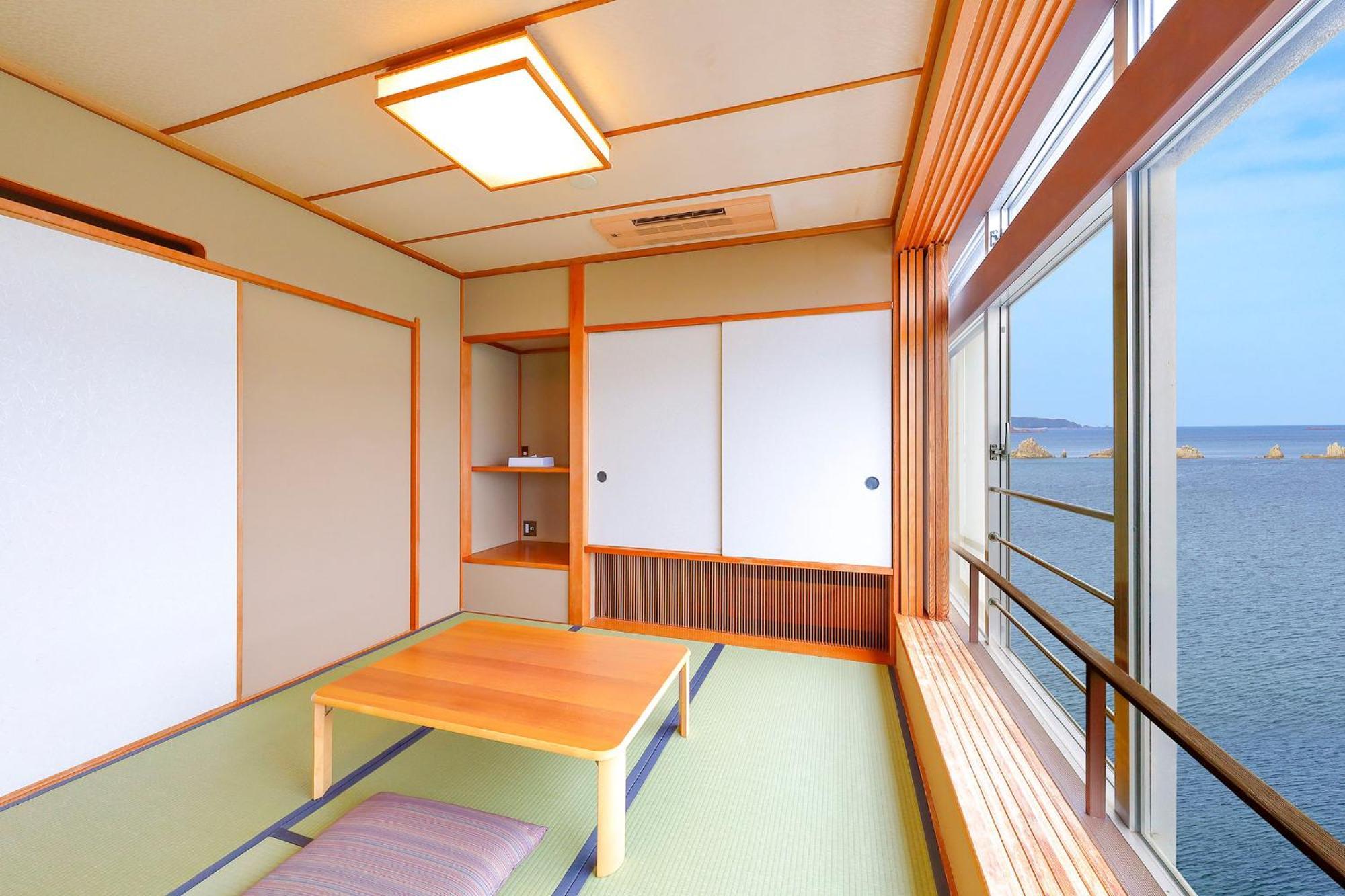 מלון Ooedo Onsen Monogatari Nanki קושימוטו מראה חיצוני תמונה